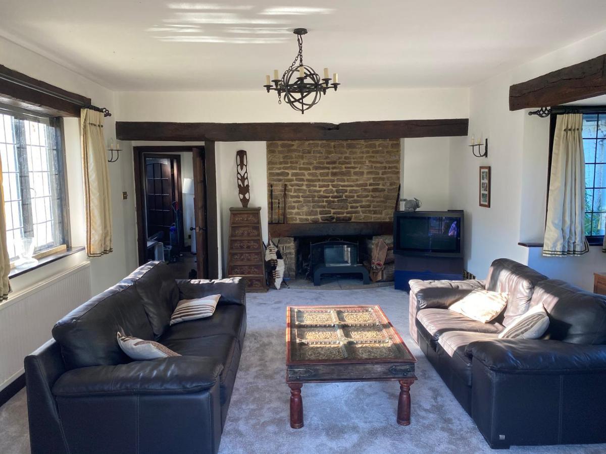 Chichester Retreat With Large Private Mature Garden Exterior photo