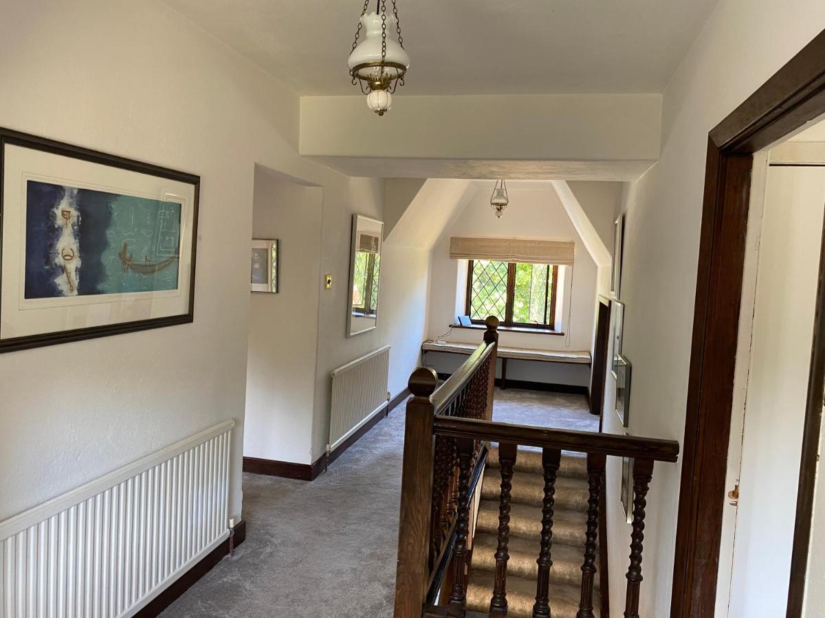 Chichester Retreat With Large Private Mature Garden Exterior photo