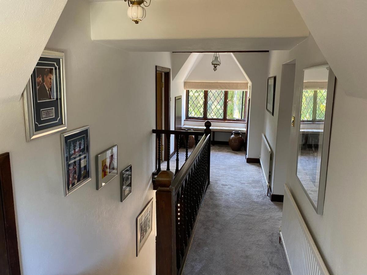Chichester Retreat With Large Private Mature Garden Exterior photo