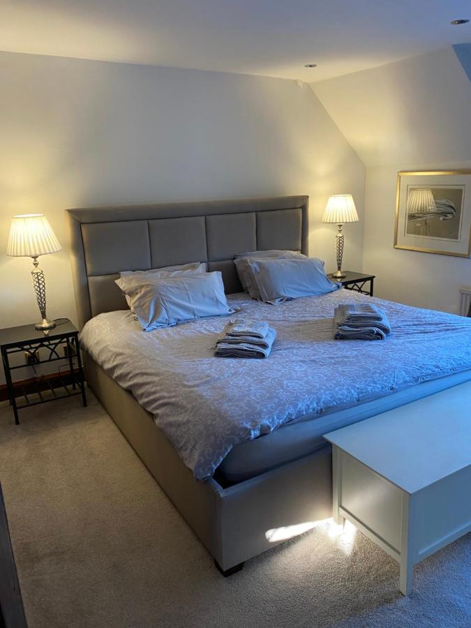 Chichester Retreat With Large Private Mature Garden Exterior photo